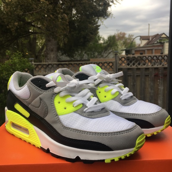Air Max 90 ‘Volt’ 2020 - Picture 5 of 8